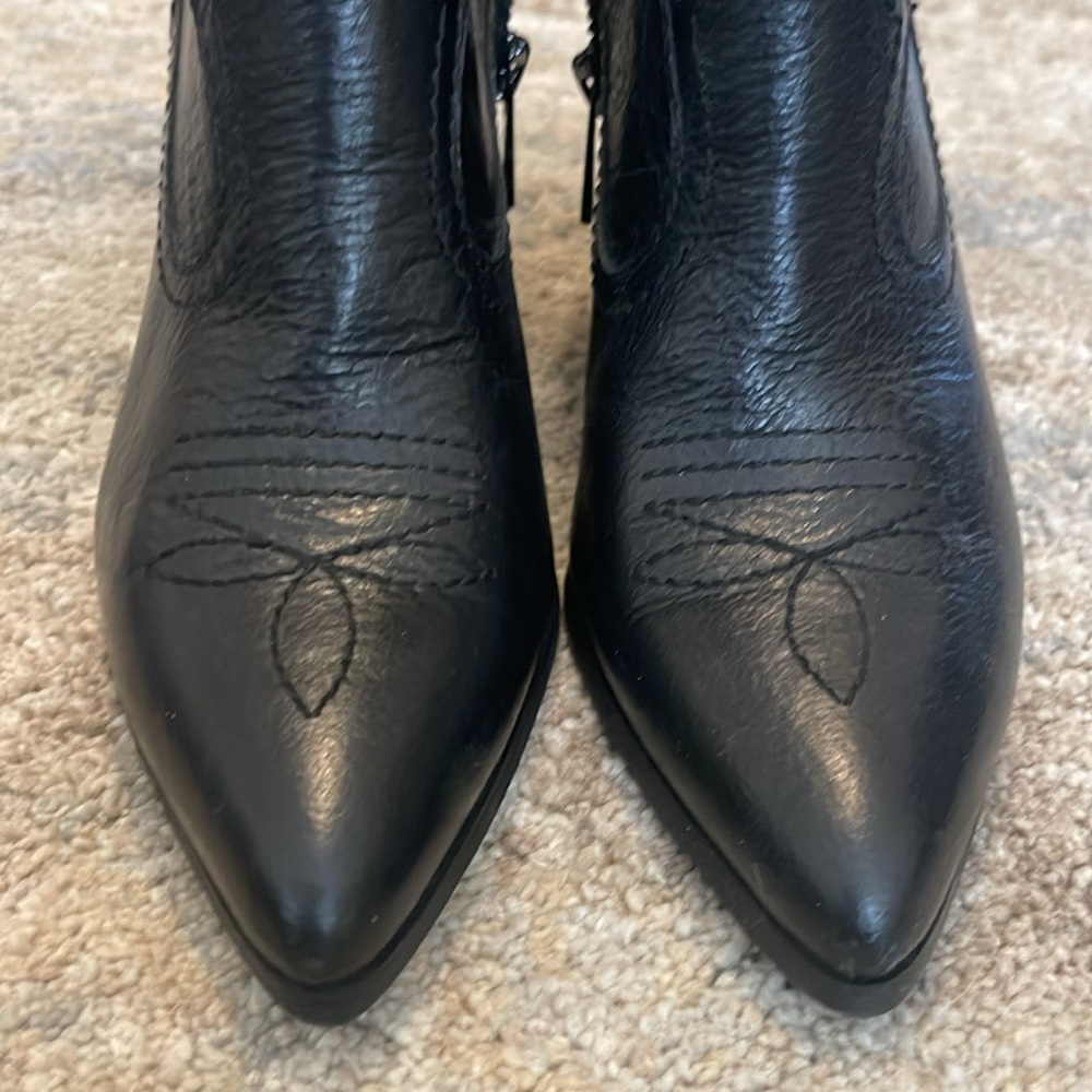 Donald J Pliner Black Velle Western Booties - Picture 7 of 11